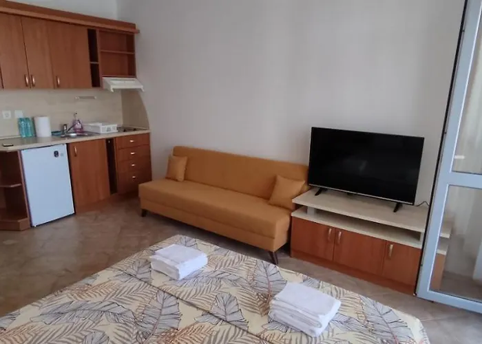 Plaza - - Sunny * Sunny Beach